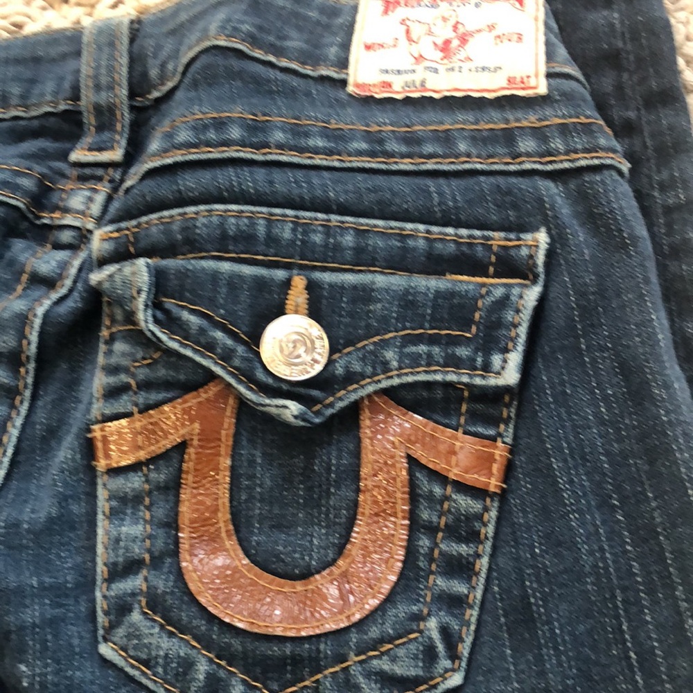 Jean - Picture 5 of 7